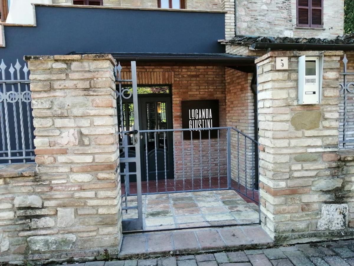 Locanda Giustini Asís Exterior foto