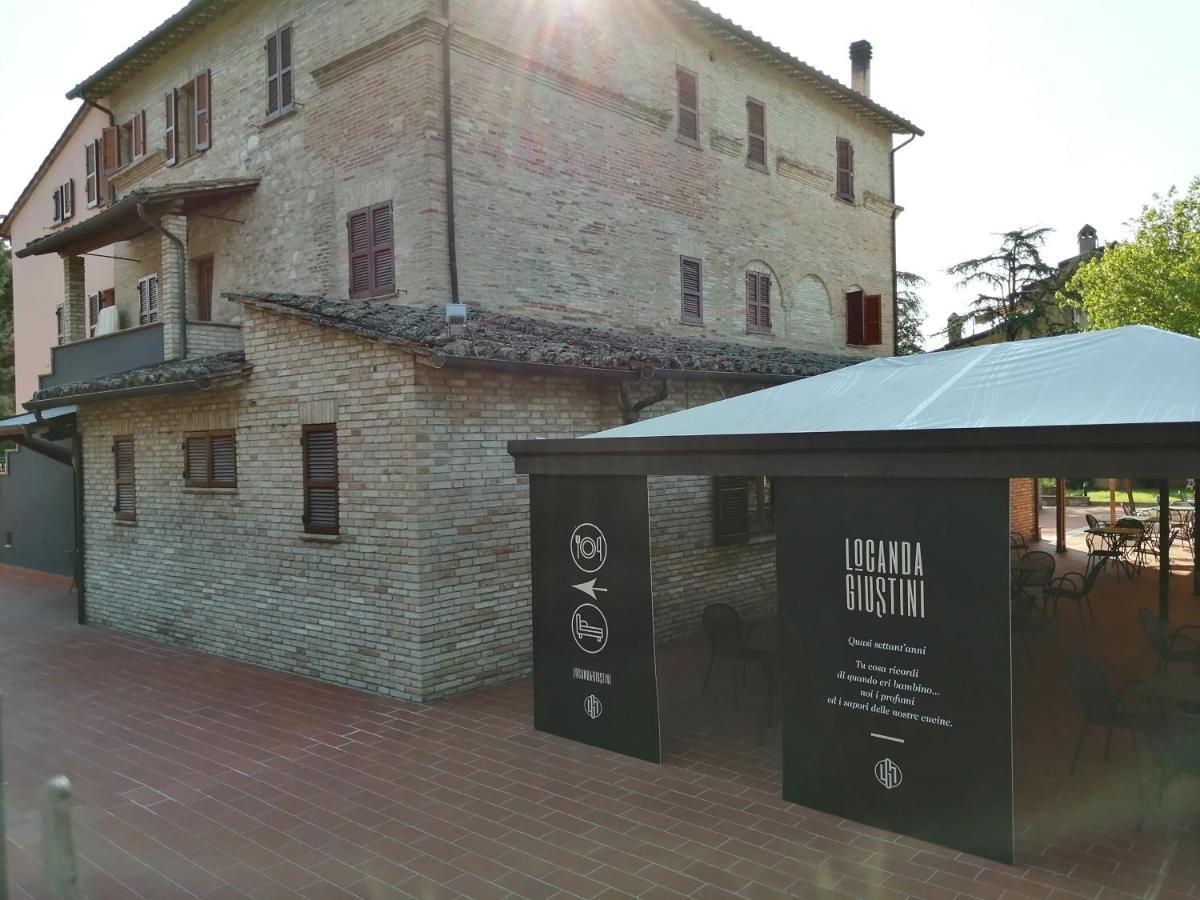 Locanda Giustini Asís Exterior foto