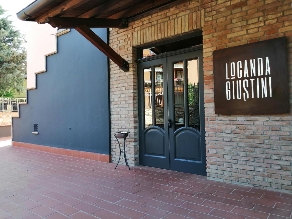 Locanda Giustini Asís Exterior foto